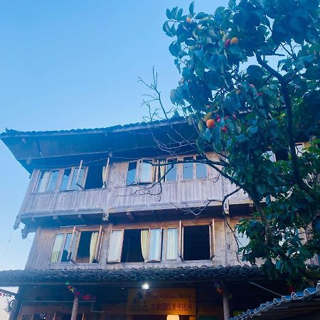 Dragon'S Den Hostel หลงเซิง ภายนอก รูปภาพ
