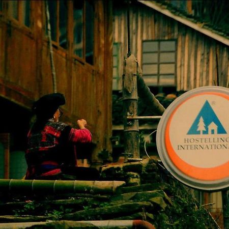 Dragon'S Den Hostel หลงเซิง ภายนอก รูปภาพ