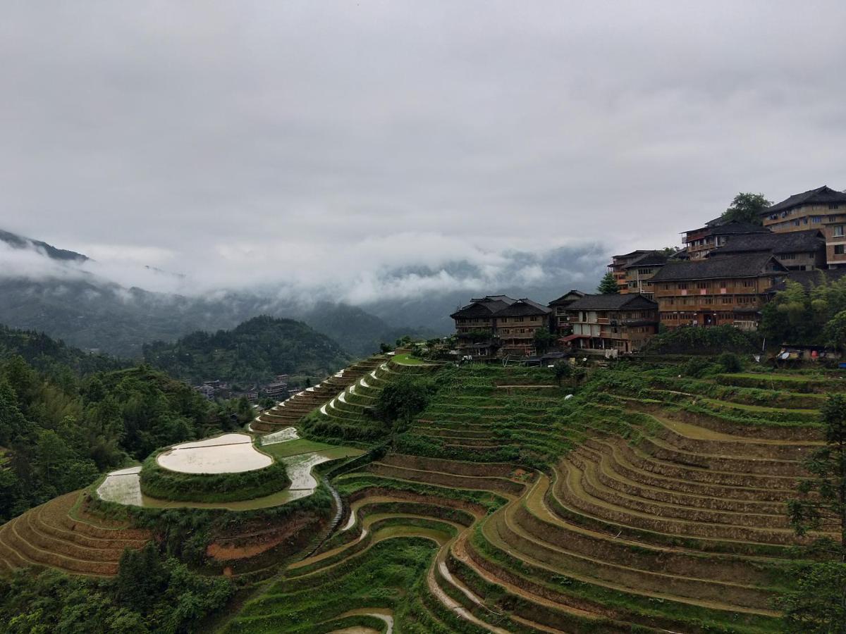 Dragon'S Den Hostel หลงเซิง ภายนอก รูปภาพ